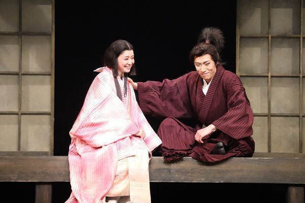 早乙女太一＆倉科カナ『蜘蛛巣城』開幕、人間の“業”を若々しい夫婦に乗せて