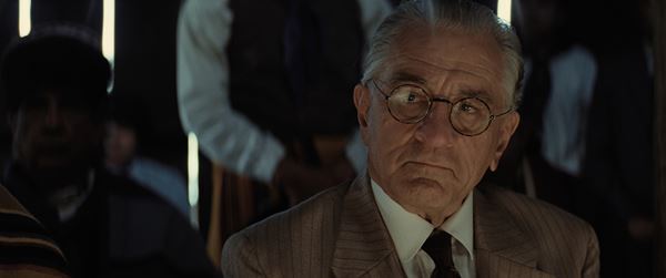 レオナルド・ディカプリオがロバート・デ・ニーロの極悪っぷりを語る『キラーズ・オブ・ザ・フラワームーン』特別映像公開