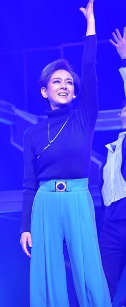 IMPACTors横原悠毅「みなさんに楽しんでいただける作品になった」 舞台『ダッドシューズ』開幕