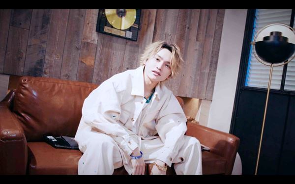 SKY-HI、音楽を表現する喜びが詰まった「14th Syndrome feat. RUI, TAIKI, edhiii boi」MV公開