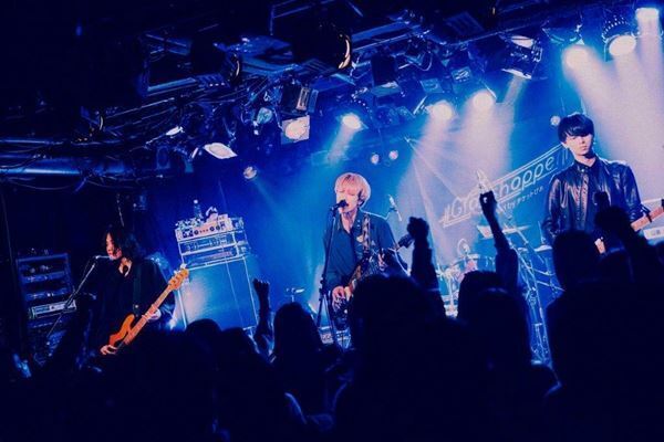 『Grasshopper vol.9』同世代スリーマンの再来！　ofulover×postman×Absolute area