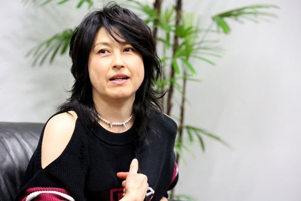 【対談：岸谷香×根本要 後編】ファンが驚くような、そして要さんが驚くような、その日だけのバンドになれたら