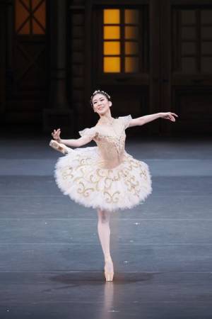 【インタビュー】新国立劇場、柴山紗帆×速水渉悟が挑むバレエ『くるみ割り人形』