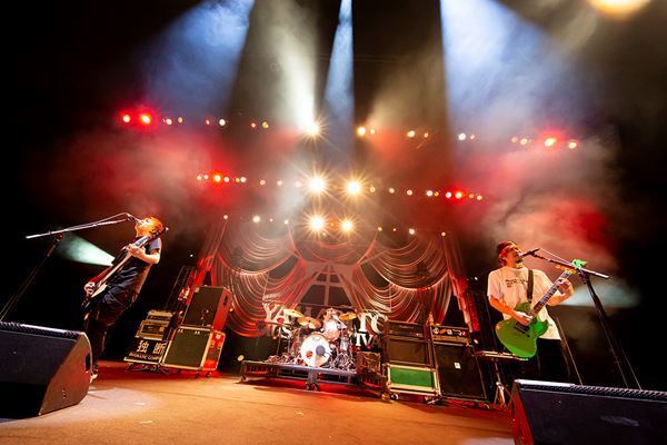 明日への情熱に溢れた群馬の夜　G-FREAK FACTORY主催「山人音楽祭2022」レポート