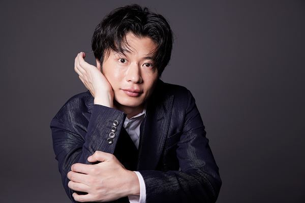 夫婦役で久々の共演。『総理の夫』田中圭、中谷美紀インタビュー