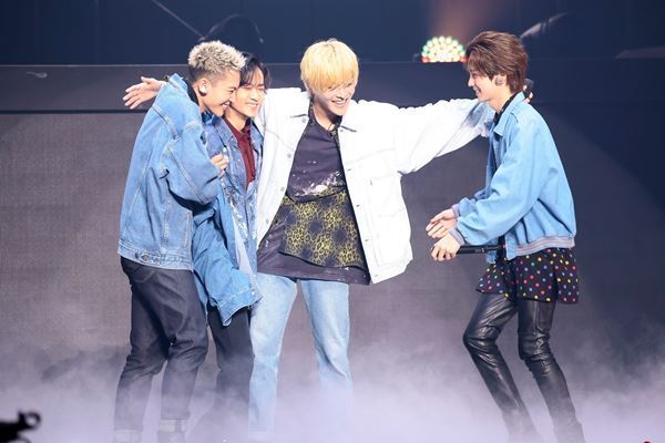 中本悠太（NCT 127）がサプライズ登場する一幕も　『HiGH＆LOW THE WORST X』完成披露試写会、熱狂のPREMIUM LIVE SHOWをレポート