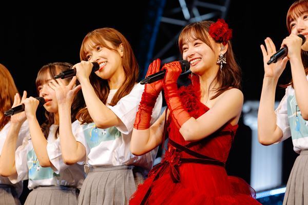 日向坂46、影山優佳の卒業セレモニー開催　クイズやラジオの公開収録などバラエティ豊かな内容に【レポート】