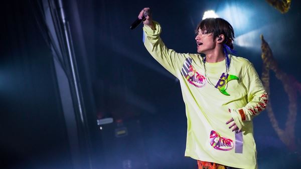 SKY-HI、ホールツアー『-超・八面六臂-』で映画『ソニック』オフィシャルインスパイアーソング「Fly Without Wings」初披露