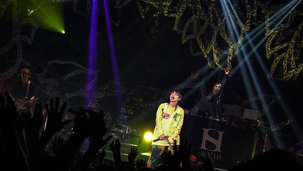 SKY-HI、ホールツアー『-超・八面六臂-』で映画『ソニック』オフィシャルインスパイアーソング「Fly Without Wings」初披露