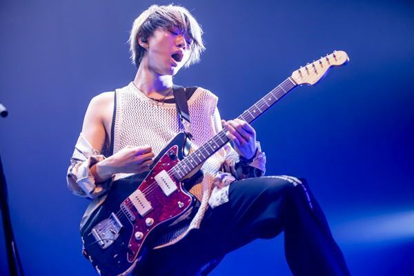 神はサイコロを振らない、ツアー『事象の地平線』ファイナルにRin音がサプライズ登場　全国5都市を巡るZeppツアー発表