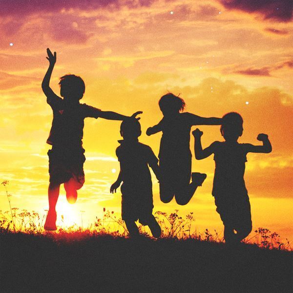 神はサイコロを振らない、初のストーリー仕立て「朝靄に溶ける」MV公開　畑芽育と山﨑光がすれ違う恋人たちに