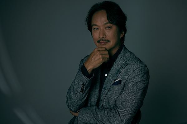 裁判、それ自体もひとつの“事件”。名作を現代によみがえらせる『連続ドラマW 事件』で椎名桔平が法廷に立つ