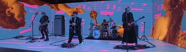 【BLUE ENCOUNTインタビュー・前編（NeoMe編）】最新鋭のコンセプチュアルなライブでありながら、ライブハウスの感じも味わえて面白かった