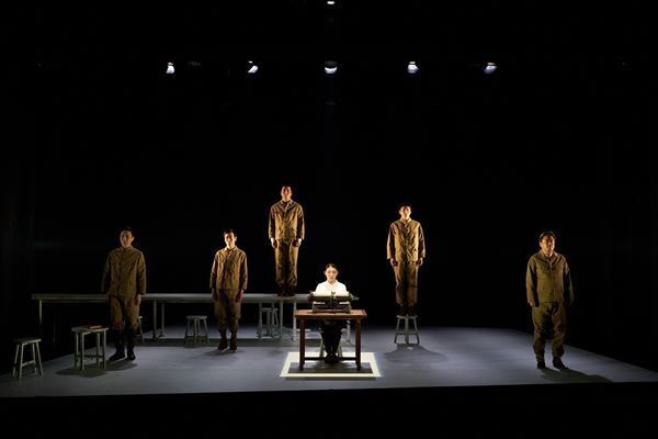 三浦透子「とにかく観ていただきたい！」　舞台『Secret War－ひみつせん－』舞台写真＆コメント公開