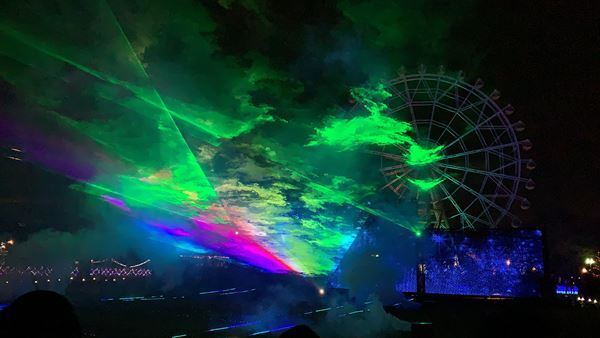 15年目の東武動物公園「ウインターイルミネーション」結成15周年の『ももいろクローバーZ』とコラボ