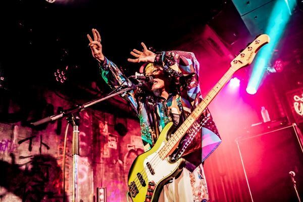 【ライブレポート】想像の遥か上を行く化学反応が起きたWienners×SPARK!!SOUND!!SHOW!!『びりびり!』東京公演レポート