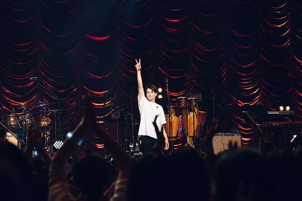 MORISAKI WIN GIG　品川ステラボール公演レポート「みなさんの光になれたら」