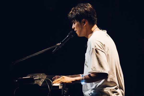 MORISAKI WIN GIG　品川ステラボール公演レポート「みなさんの光になれたら」