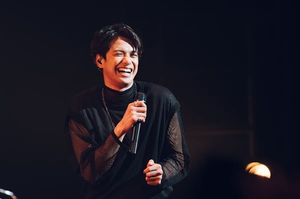 MORISAKI WIN GIG　品川ステラボール公演レポート「みなさんの光になれたら」