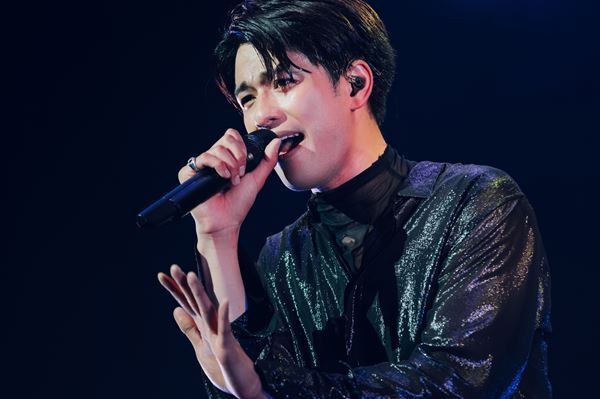 MORISAKI WIN GIG　品川ステラボール公演レポート「みなさんの光になれたら」