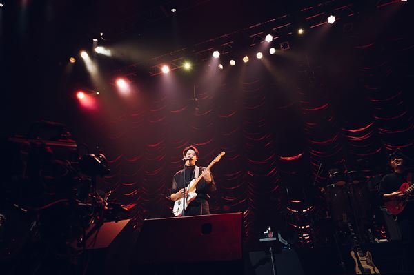 MORISAKI WIN GIG　品川ステラボール公演レポート「みなさんの光になれたら」