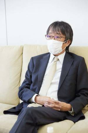 じわじわと感動し力が湧く作品が当たる、そんな演劇界を作りたい　ホリプロ堀義貴会長×梶山裕三制作部長に聞くミュージカル『バンズ・ヴィジット』の魅力