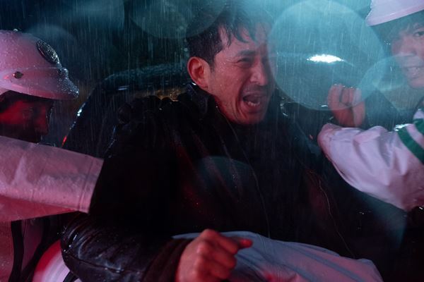 綾野剛が語る岡田准一愛「僕にとって追いかけたい人の実写が准一さんなんです」