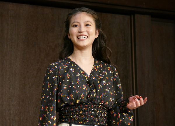 目黒蓮「なかなかの泥仕合」　ゲーム対決で後輩の大西流星に敗北