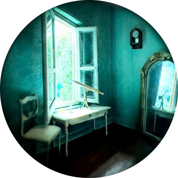 浜口陽三作品とともに繊細で澄んだ表現を追う現代作家を紹介『光へ漕ぐ舟』8月26日より開催