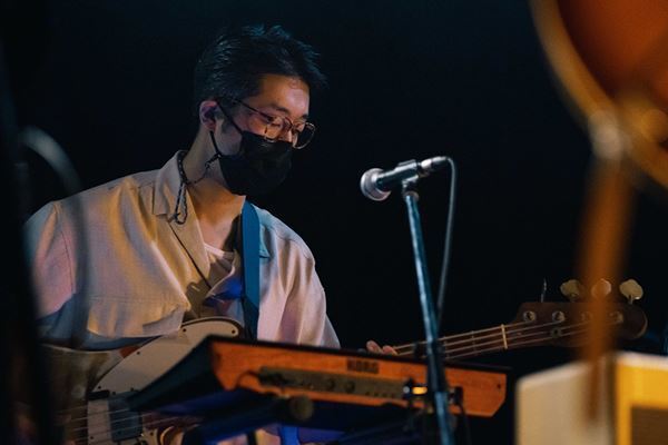 【ライブレポート】Bialystocks自主企画ライブ『音楽交流紀2』、楽曲の世界観に没入したツーマン