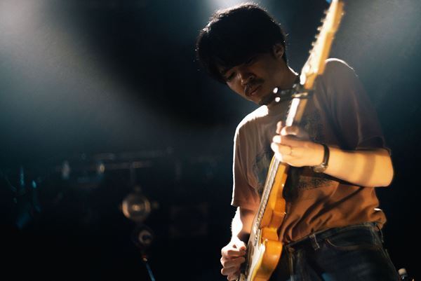 【ライブレポート】Bialystocks自主企画ライブ『音楽交流紀2』、楽曲の世界観に没入したツーマン