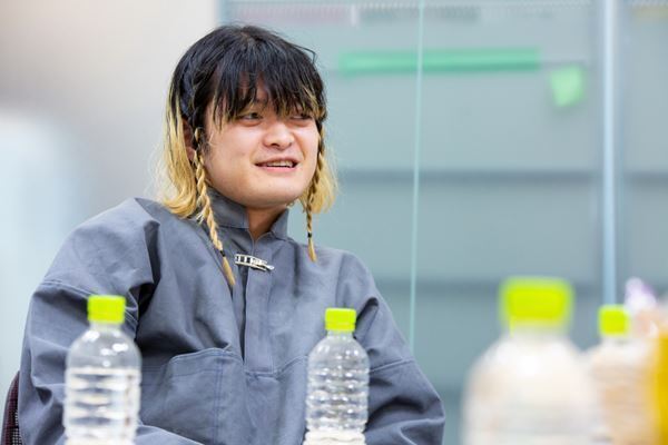 【『Live！ロックちゃん2023』対談シリーズ③】芦沢ムネト×BREIMEN