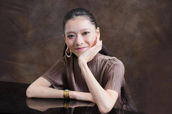 世代を超えて共鳴する　服部百音と井上道義がストーリーを紡ぐ「STORIA」