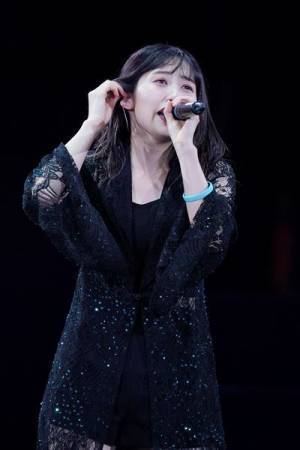 モーニング娘。'21、佐藤優樹が涙と笑顔に包まれ卒業「またいつか会える日までね！バーイ！」