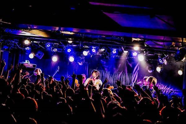 ネクライトーキーとサバシスターによるポップでロックな一夜　『FREAKY & GROOVY』vol.2オフィシャルレポート