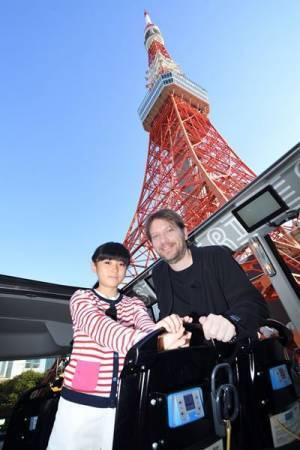 ギャレス・エドワーズ監督「この作品は日本へのラブレター」 映画『ザ・クリエイター／創造者』ジャパンプレミアで日本愛を語る