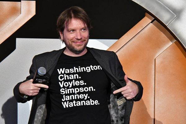 ギャレス・エドワーズ監督「この作品は日本へのラブレター」 映画『ザ・クリエイター／創造者』ジャパンプレミアで日本愛を語る