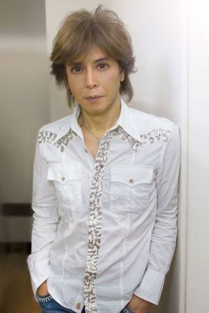 山根康広、デビュー30周年を記念したオリジナルアルバム＆ベストアルバムを同時発売