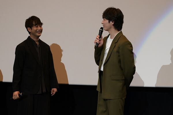 松田凌「このメンバーで作れて本当によかった」 映画『仁義なき幕末』完成披露舞台挨拶レポート