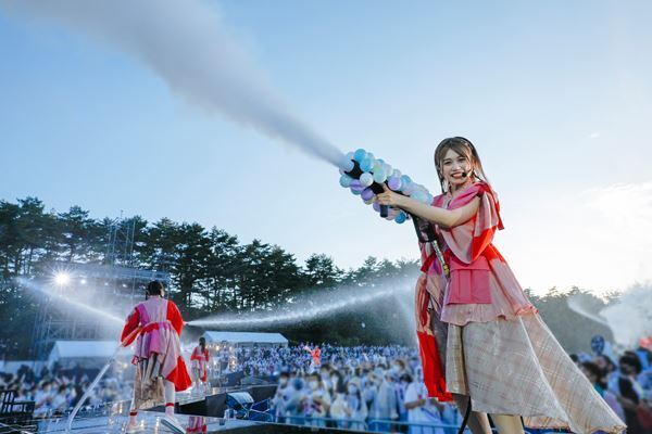 【オフィシャルレポート】リベンジは富士急の地で！ 櫻坂46振替公演にて日向坂46との合同イベント『W-KEYAKI FES.2022』終幕！