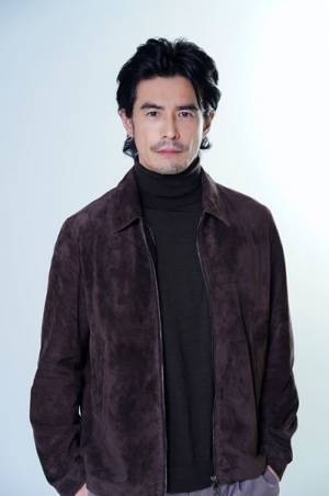 渋谷の一画を丸々借り切り！　渡辺謙＆伊藤英明が『TOKYO VICE』ハリウッド式撮影の裏側を語る