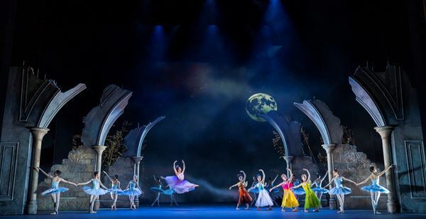 世界的人気のトップダンサーぺアが主演　ロイヤル・バレエ『シンデレラ』1週間限定公開