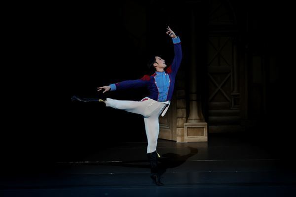 木村優里×渡邊峻郁が誘う『くるみ割り人形』の世界