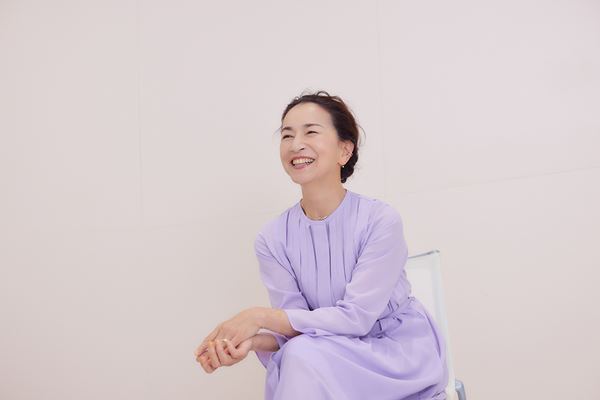 原田美枝子インタビュー　ショーン・ホームズ演出『桜の園』は、どんな相乗効果が生まれるのか今から楽しみ