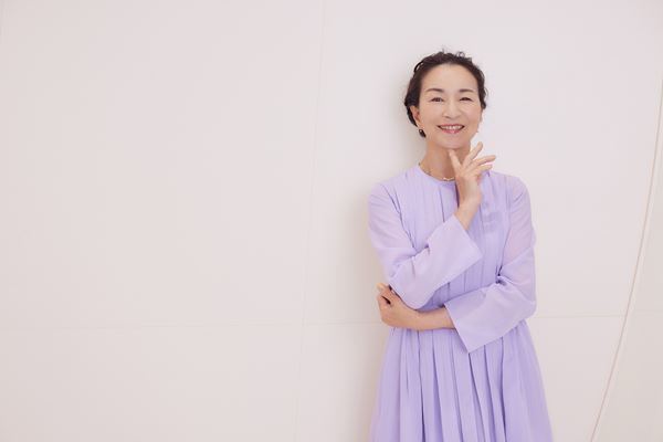 原田美枝子インタビュー　ショーン・ホームズ演出『桜の園』は、どんな相乗効果が生まれるのか今から楽しみ