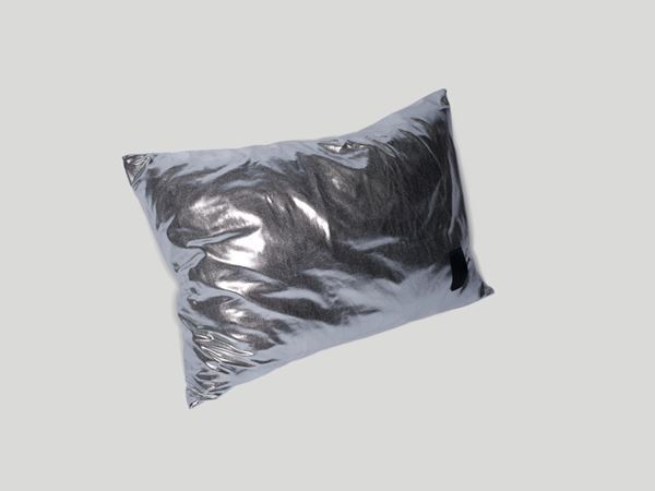 世の中に深く影響を与えるデザインを紹介する企画展『The Original』3月3日より開催