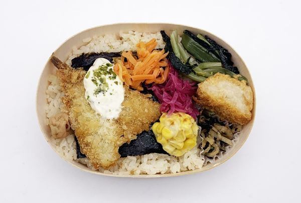 とんかつ まい泉、桂林、おこわ米八など、デパ地下で出会える高コスパ弁当をご紹介