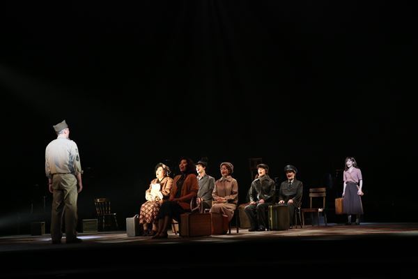 中止公演が待望の復活！ 藤田俊太郎演出のミュージカル『VIOLET』が開幕