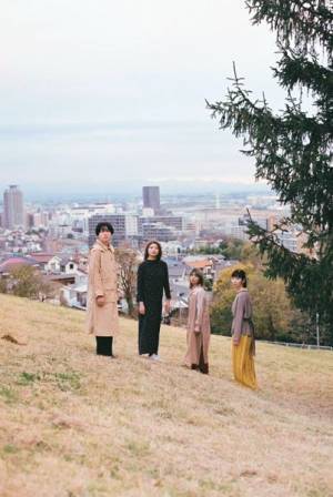 Homecomings、メジャーデビューアルバム『Moving Days』ジャケットデザイン＆収録曲公開