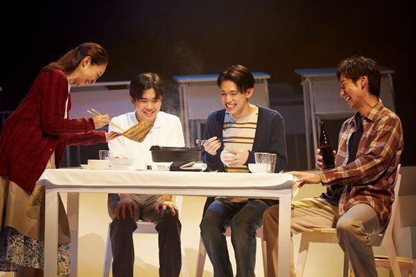 魅力的な歌声と、あちこちに散りばめられた仕掛けを楽しんで　ミュージカル『カラフル』開幕